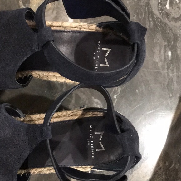 Marc Fisher Espadrille Wedge Mlannie Navy 9 Worn 1 - Picture 4 of 5